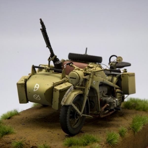1/16 Bausatz Motorrad Zündapp KS-750 mit Seitenwagen